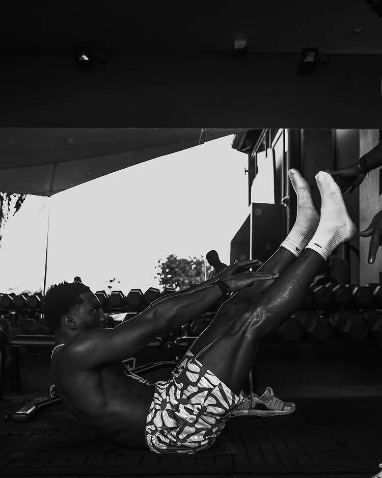 生涯首次一阵！多诺万-米切尔ins晒出训练和休闲照