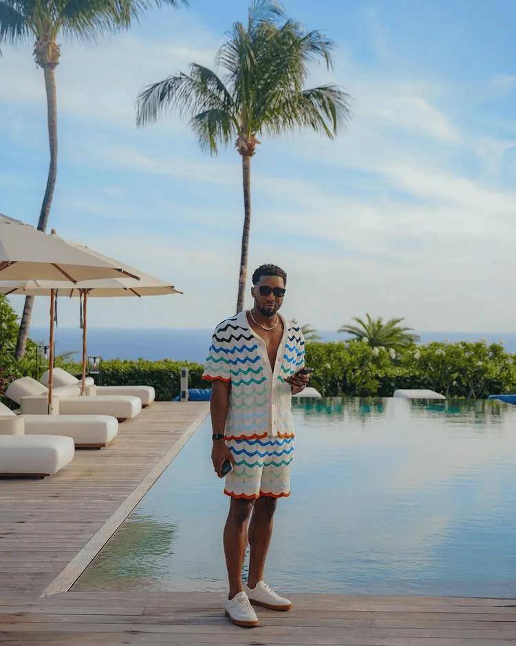 生涯首次一阵！多诺万-米切尔ins晒出训练和休闲照