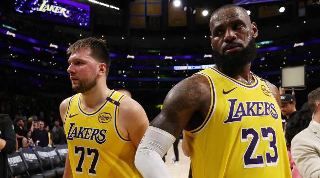 单场最高47分！两届全明星，努力重返NBA，湖人会考虑他吗？