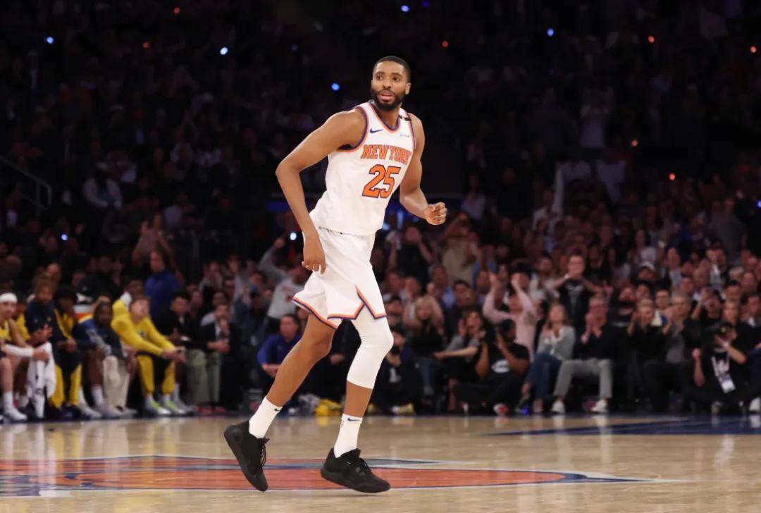 突发！交易失败！搬离密尔沃基！字母哥啊...