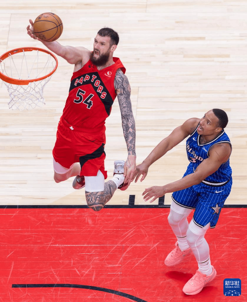 NBA常规赛：猛龙胜魔术